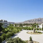 Sovereign Hotel 5*
