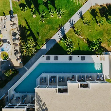 Sovereign Отель 5*